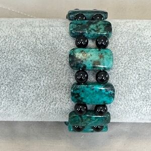 Chrysocolla & Black Onyx bracelet. Rectangles & spheres. Magnetic clasp